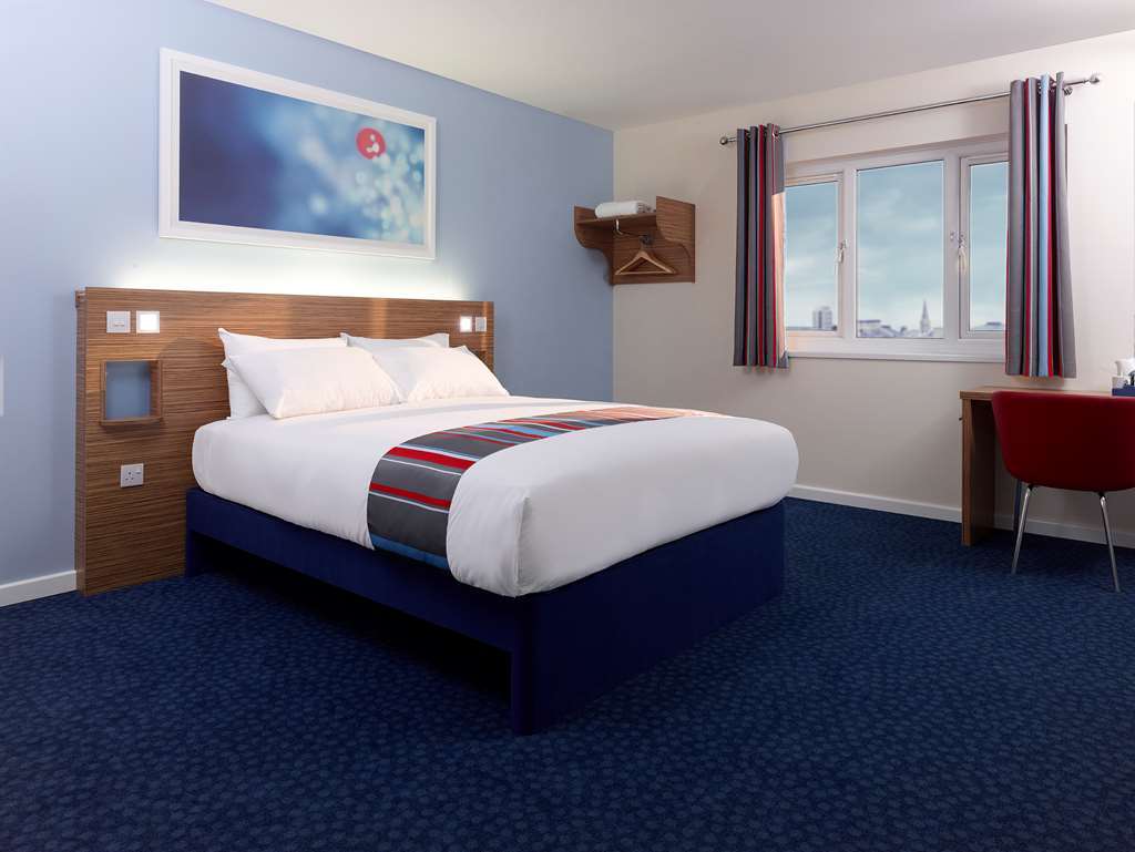 Ibis Budget London Heathrow Central Cranford 객실 사진