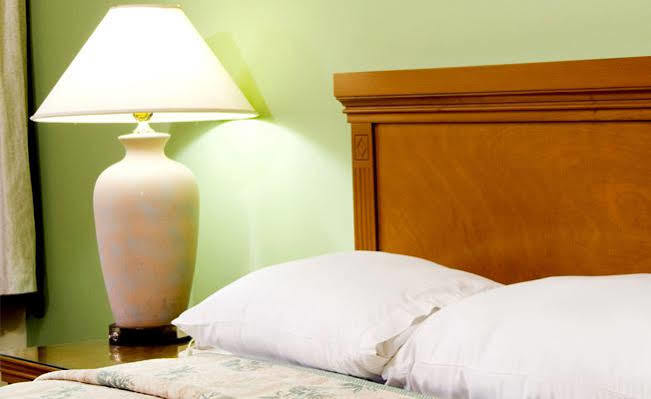 Ibis Budget London Heathrow Central Cranford 외부 사진