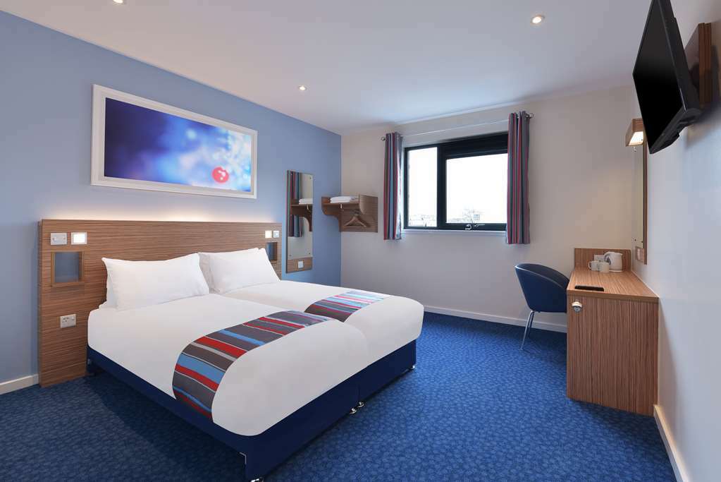 Ibis Budget London Heathrow Central Cranford 객실 사진